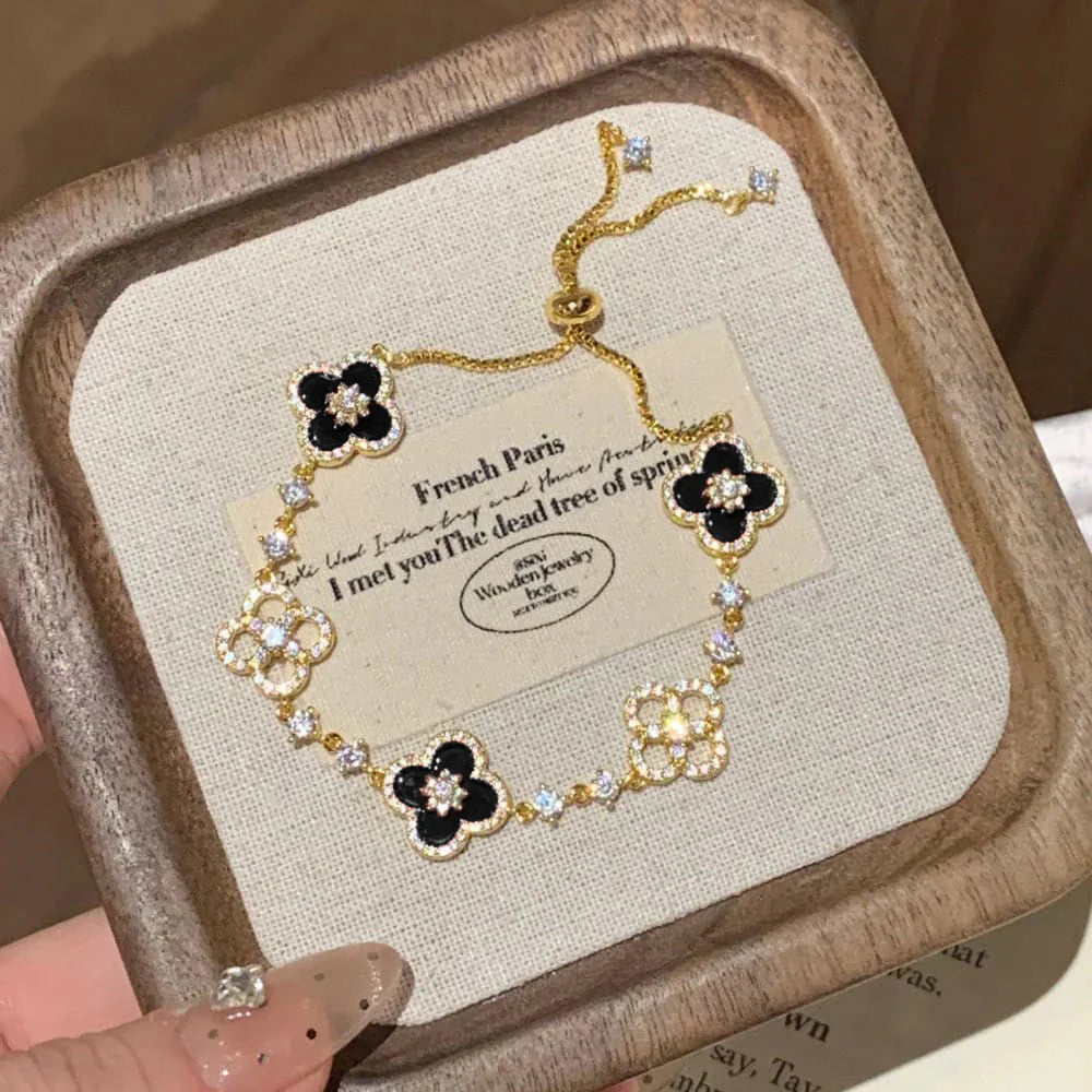 Clover Bracelet (Limited Edition)